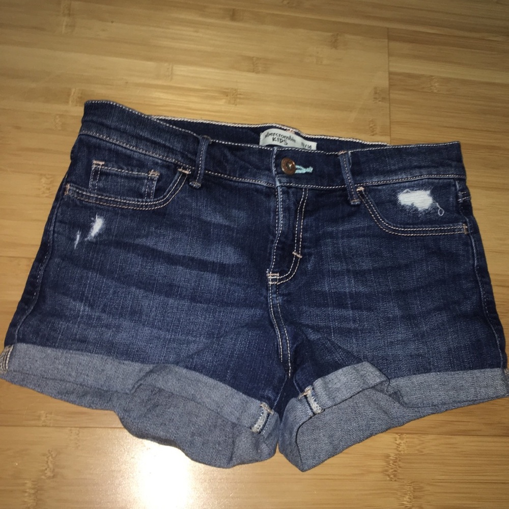 Dark washed Jean shorts