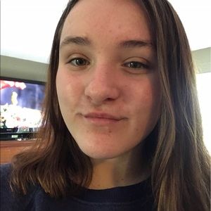 Meet your Posher, Alyvia