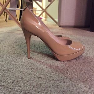 Michael Kors Size 8M