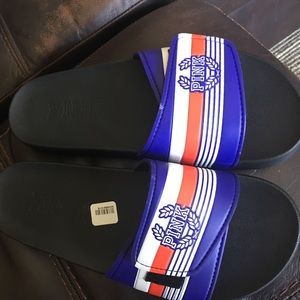 New with tags Pink sliders
