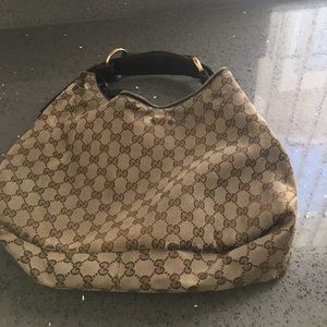 Gucci authentic purse