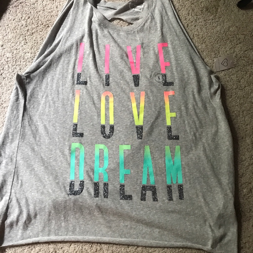 a never worn workout shirt from Aeropostale