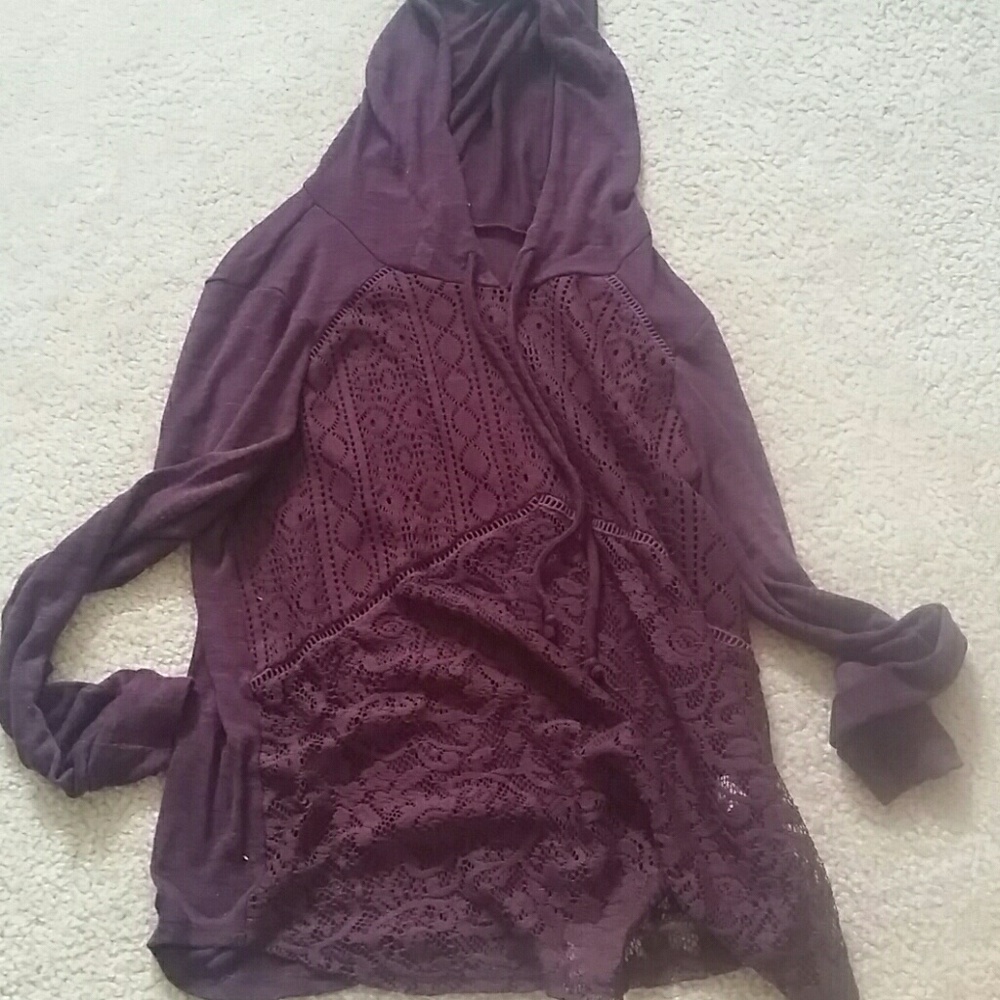 Lace front pullover