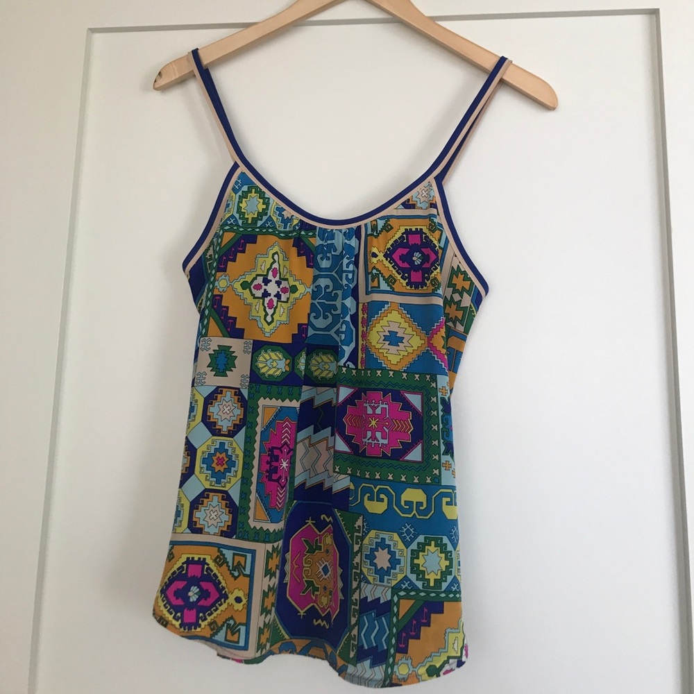 Beautiful vibrant silk tank top