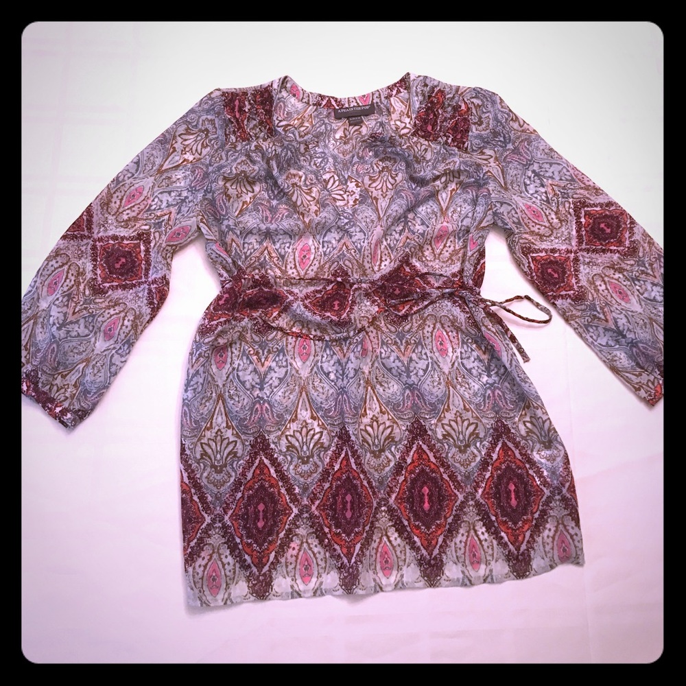 A PEA IN THE POD Maternity S/P/CH Blouse sheer