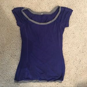 Lulu Lemon tee