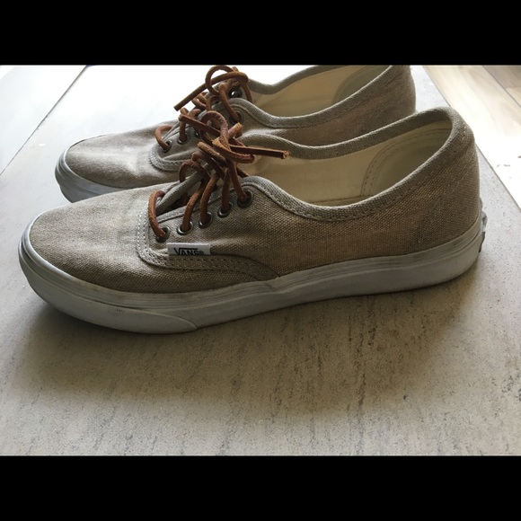 Vans - Picture 2 of 3
