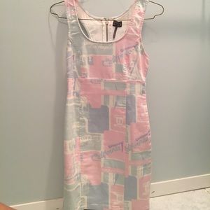 Kendall & Kylie Pastel California Fitted dress