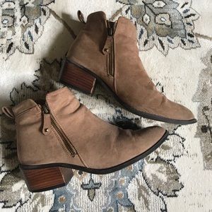 Forever 21 suede booties