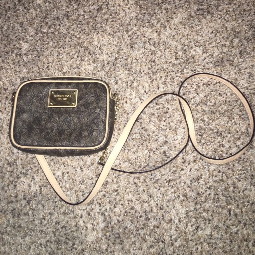 Michael Kors Crossbody