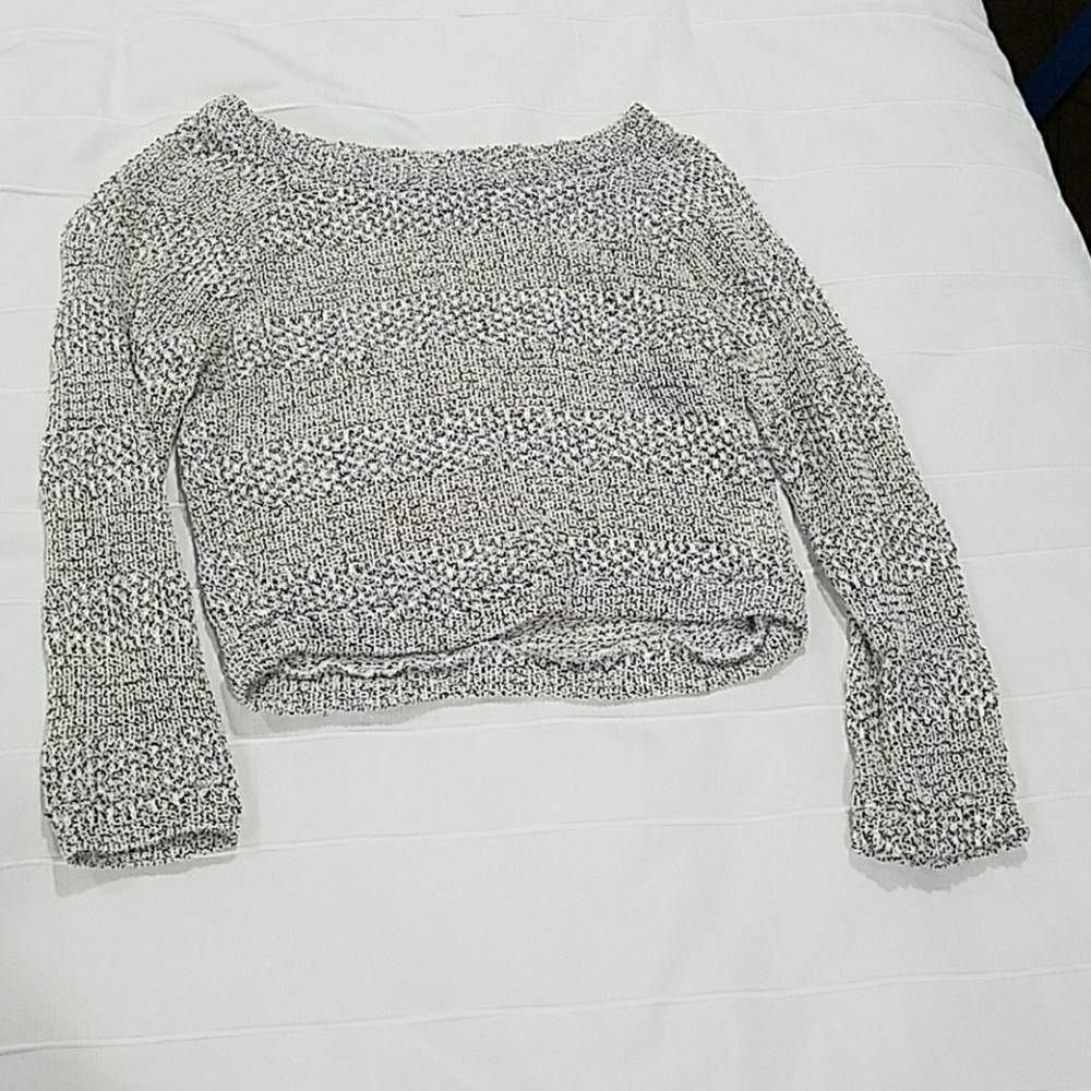 Cropped sweater