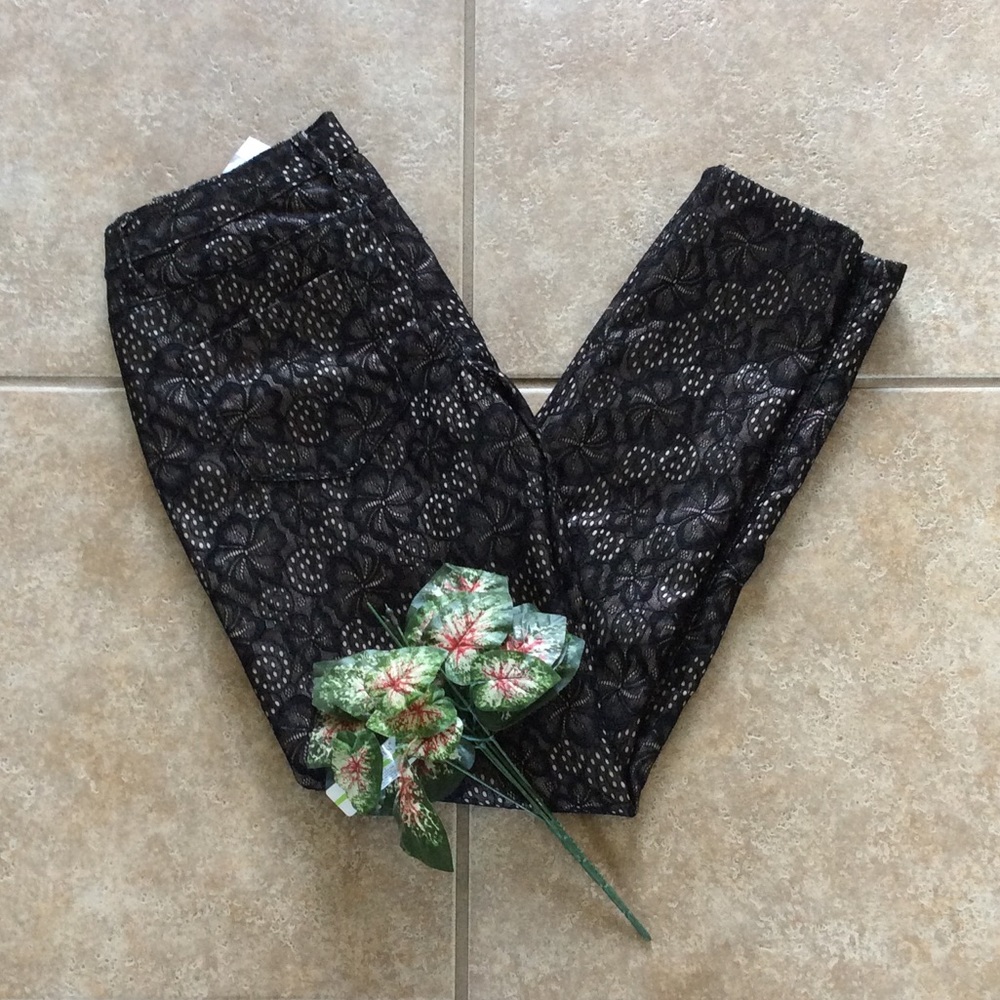 Floral printed skinny pants