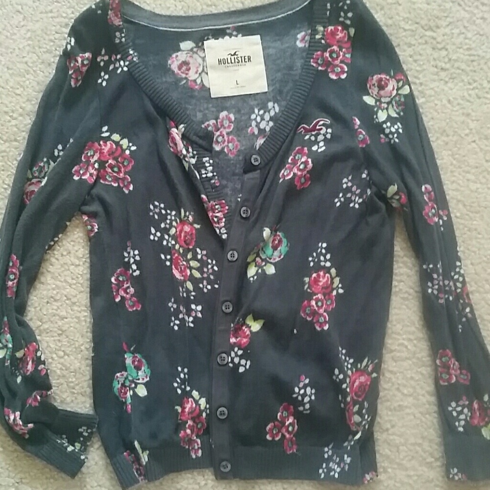 Hollister Cardigan