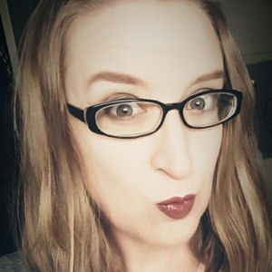 Meet your Posher, Erika