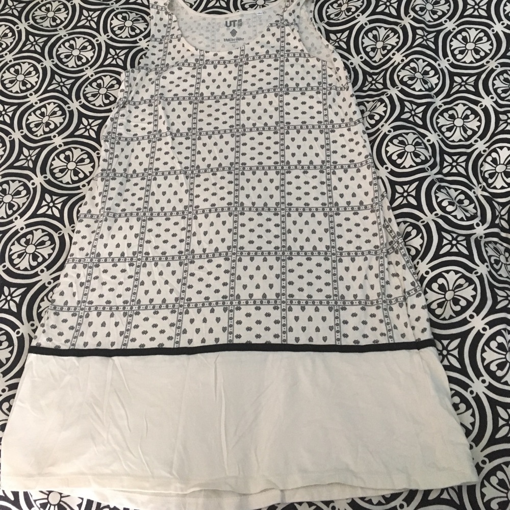 Uniqlo printed dress