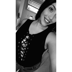 Meet your Posher, Magaly