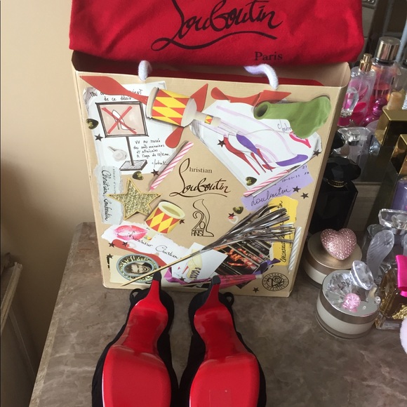 Black Christian Louboutin Shoes - Picture 4 of 4