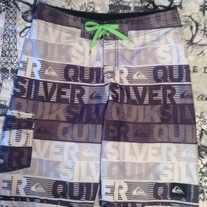 Quiksilver Men's Swimming Trunks LIKE NEW