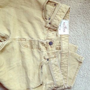 Hollister 1922 tan pants w31 and l30