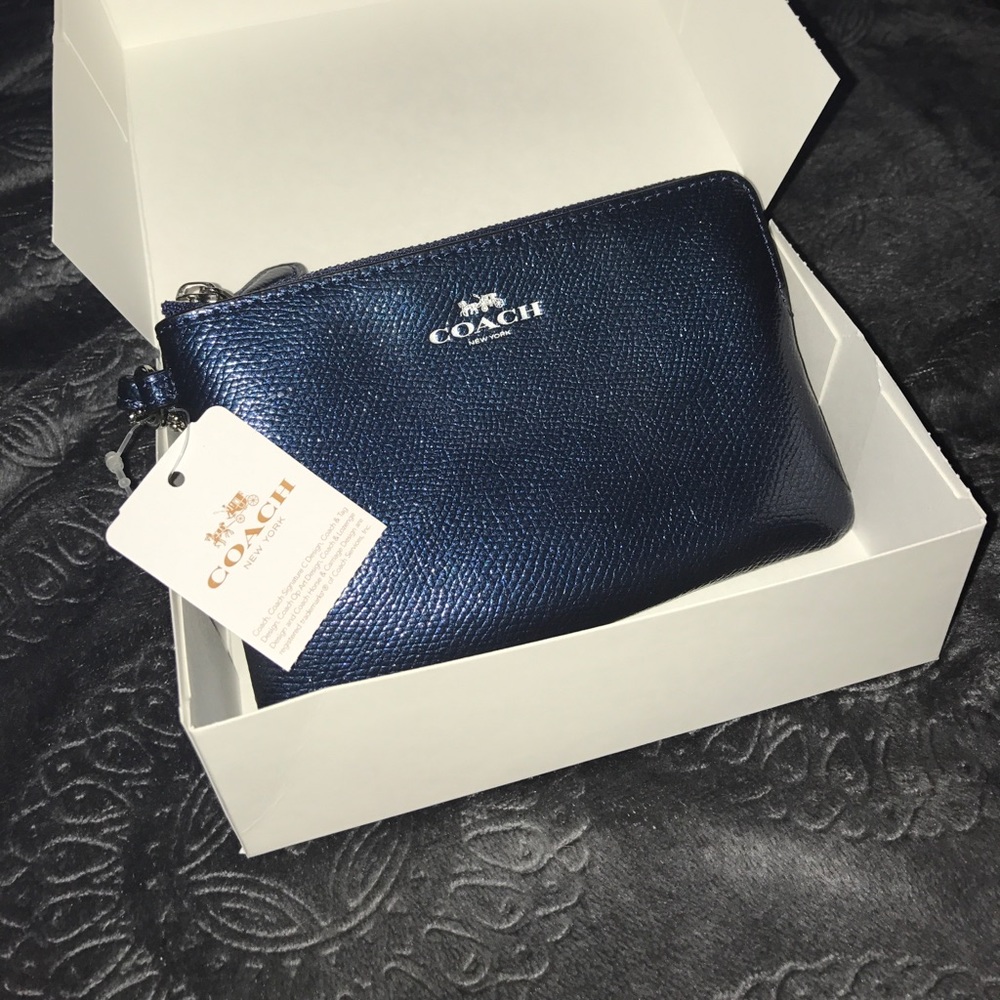 Coach wristlet NWT