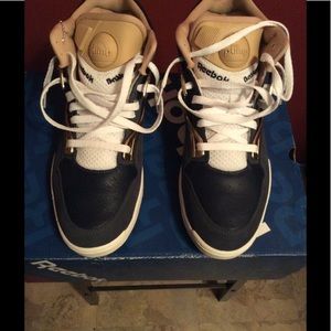 Pump Omni Lite Notre Dame pumps