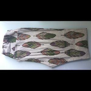 LULAROE UNICORN FEATHER LEGGINGS