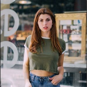 Meet your Posher, Emily