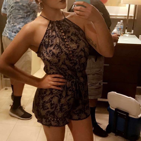 POSHER // ASHLEY - Picture 2 of 7