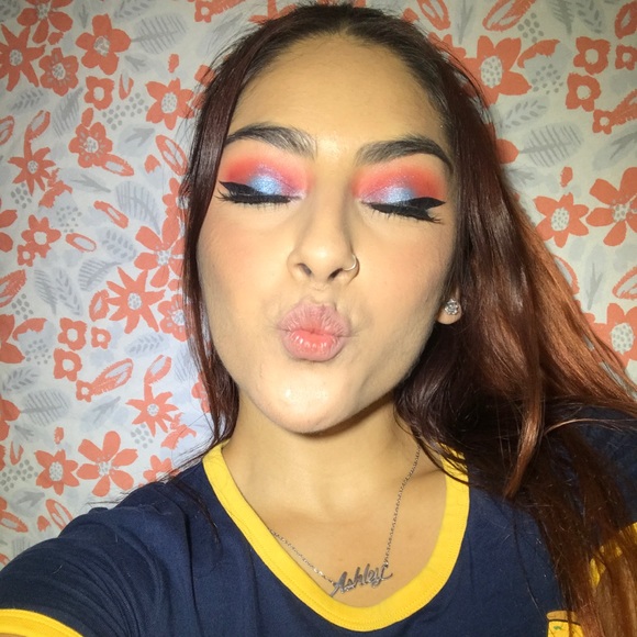 POSHER // ASHLEY - Picture 6 of 7