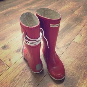 Hunter boots, red, US 1M/2F