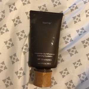 Tarte cosmetics medium tone foundation