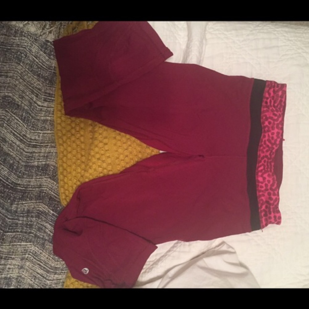 Maroon Lululemon Run Inspire Crops