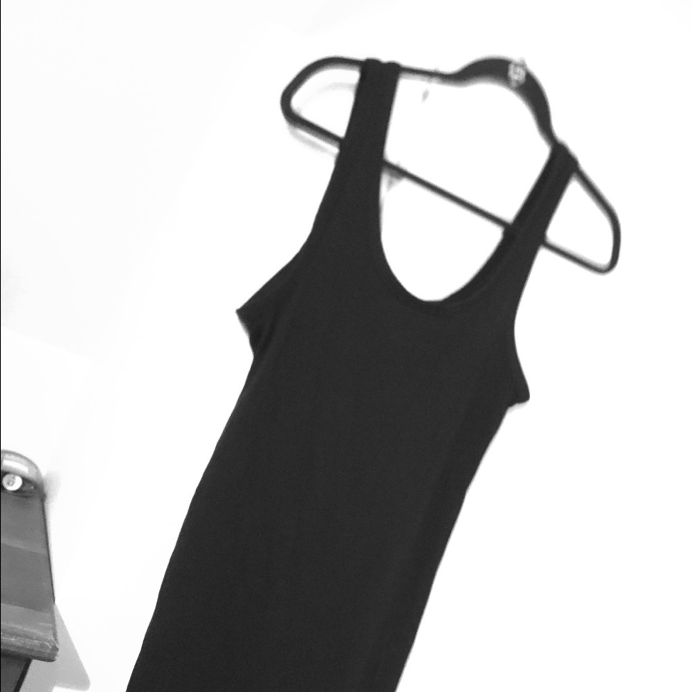 Black right cotton dress