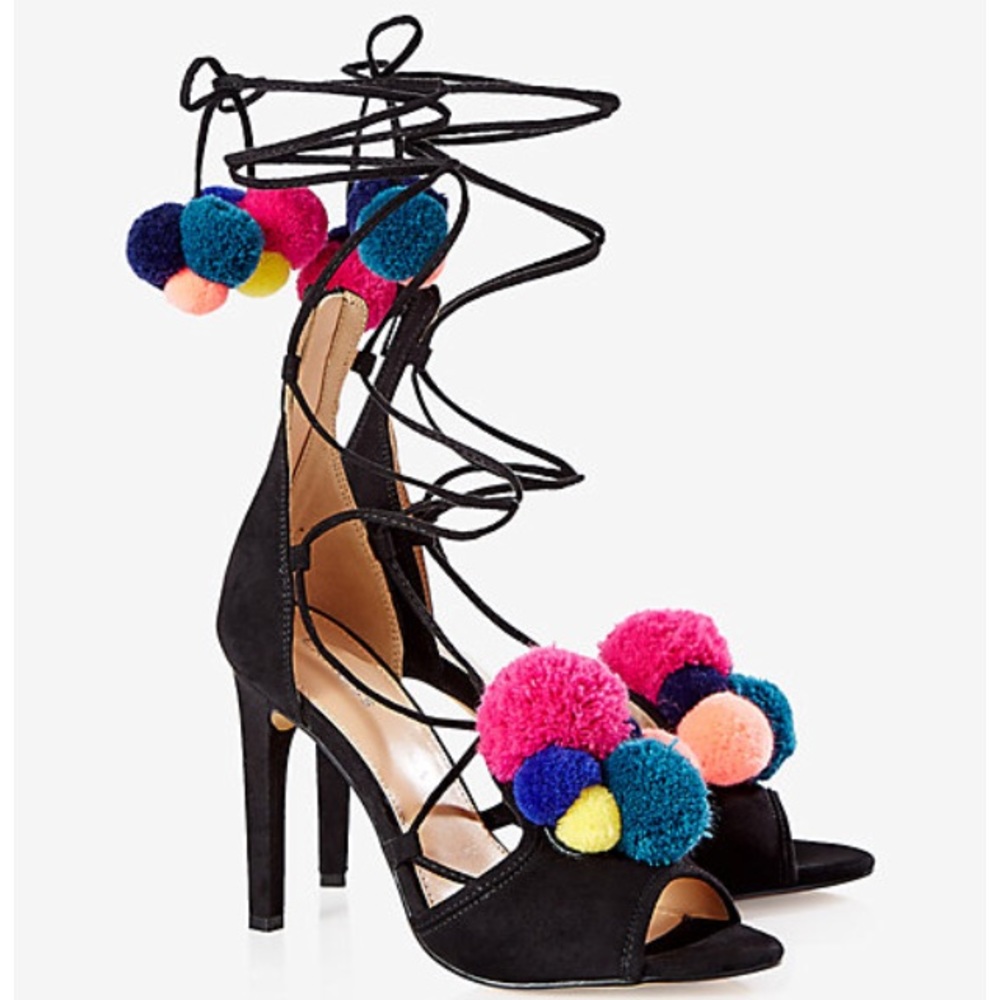 Express multicolor pom-pom pump *NWT