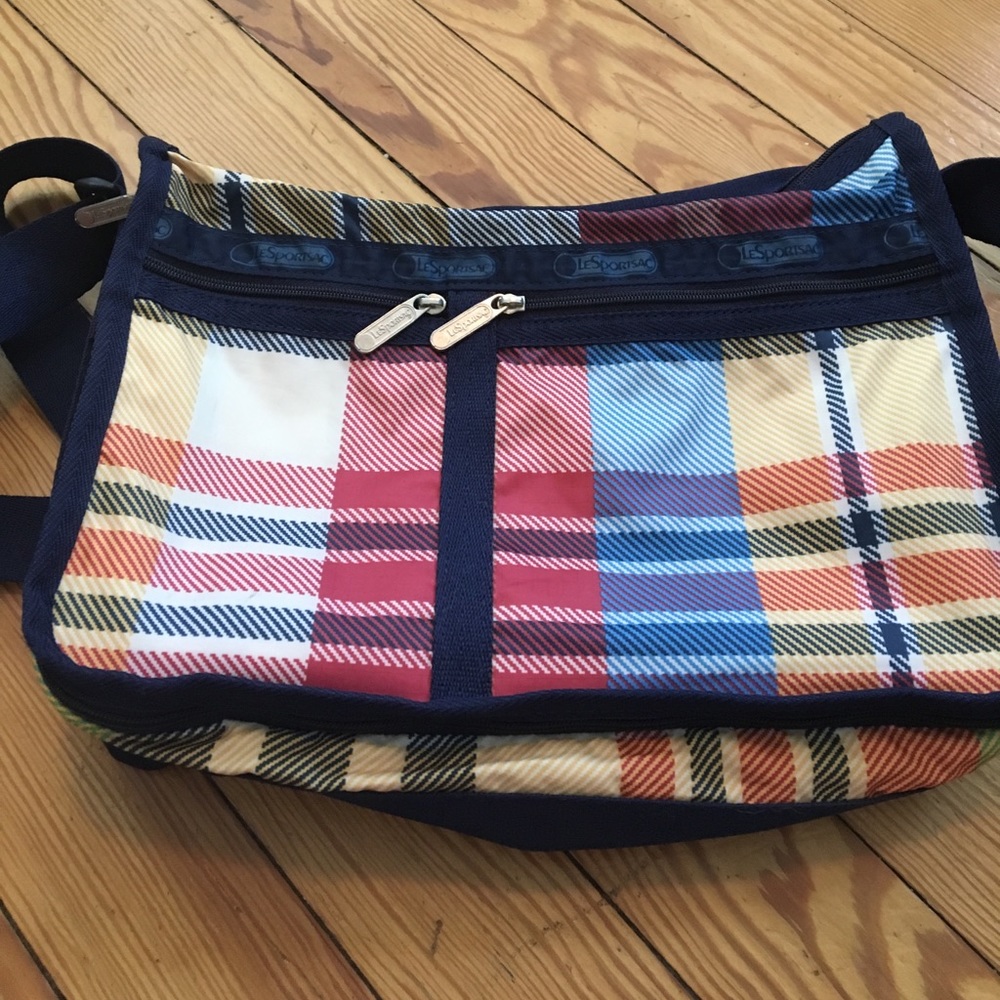 LeSpotsac Plaid Deluxe Everyday Bag