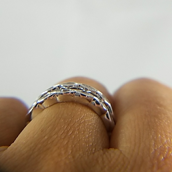 2pc set 14k Gold plated Stackable Wedding Bands - Picture 5 of 8