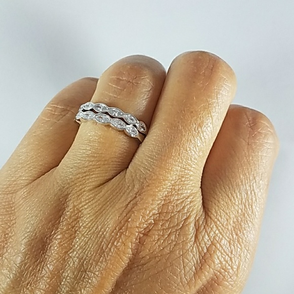 2pc set 14k Gold plated Stackable Wedding Bands - Picture 8 of 8