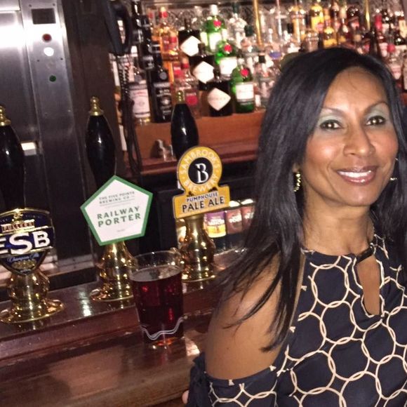 Meet your Posher, Devika - Picture 2 of 2