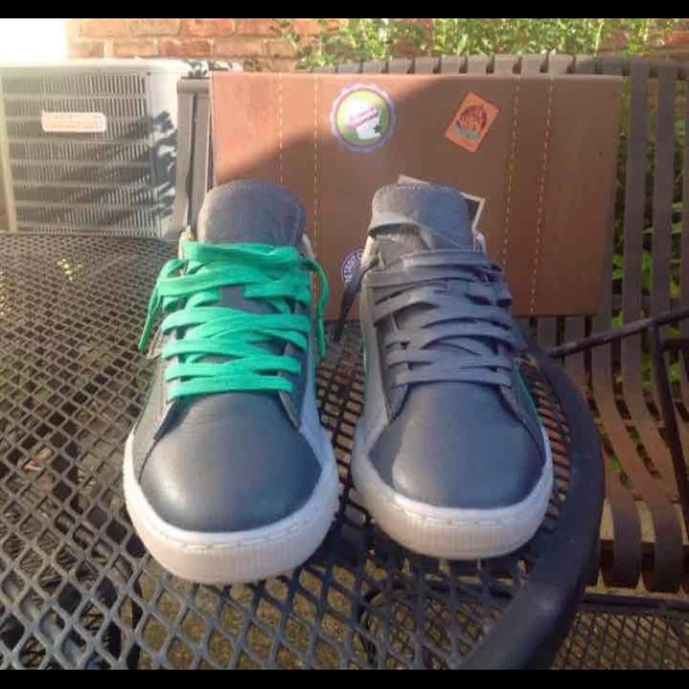 Puma x Burn Rubber sneaks