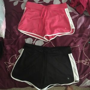 2 dansko exercise shorts women's