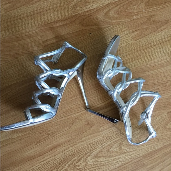 GUESS Show Stopers - Picture 6 of 6