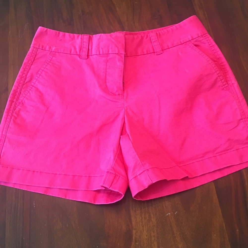 BRAND NEW- Never been worn Vineyard Vines shorts