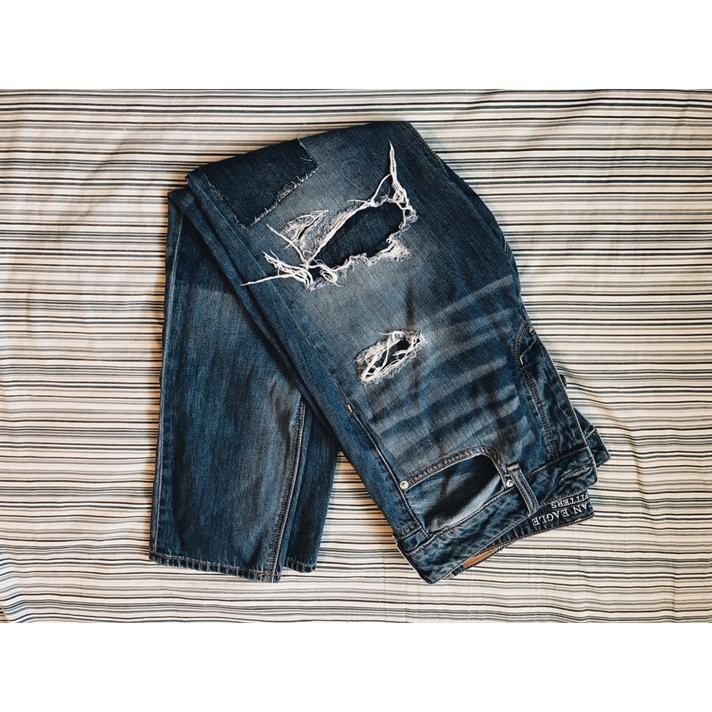 American eagle tomgirl jeans
