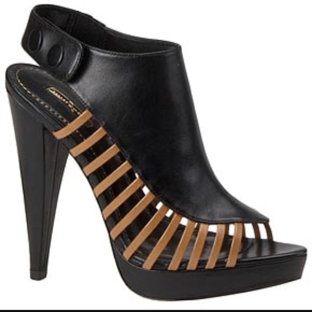 Report Signature heels