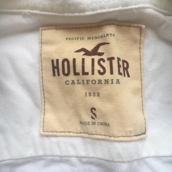 Hollister White Button Down Shirt Small - Picture 3 of 4