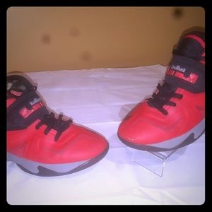 Nike Lebron soilders Red