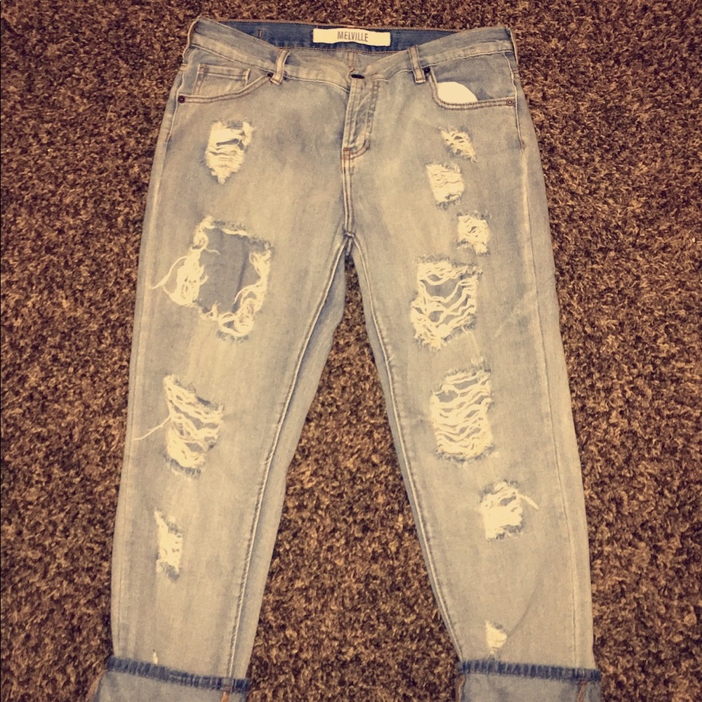Brandy Melville Boyfriend Jeans