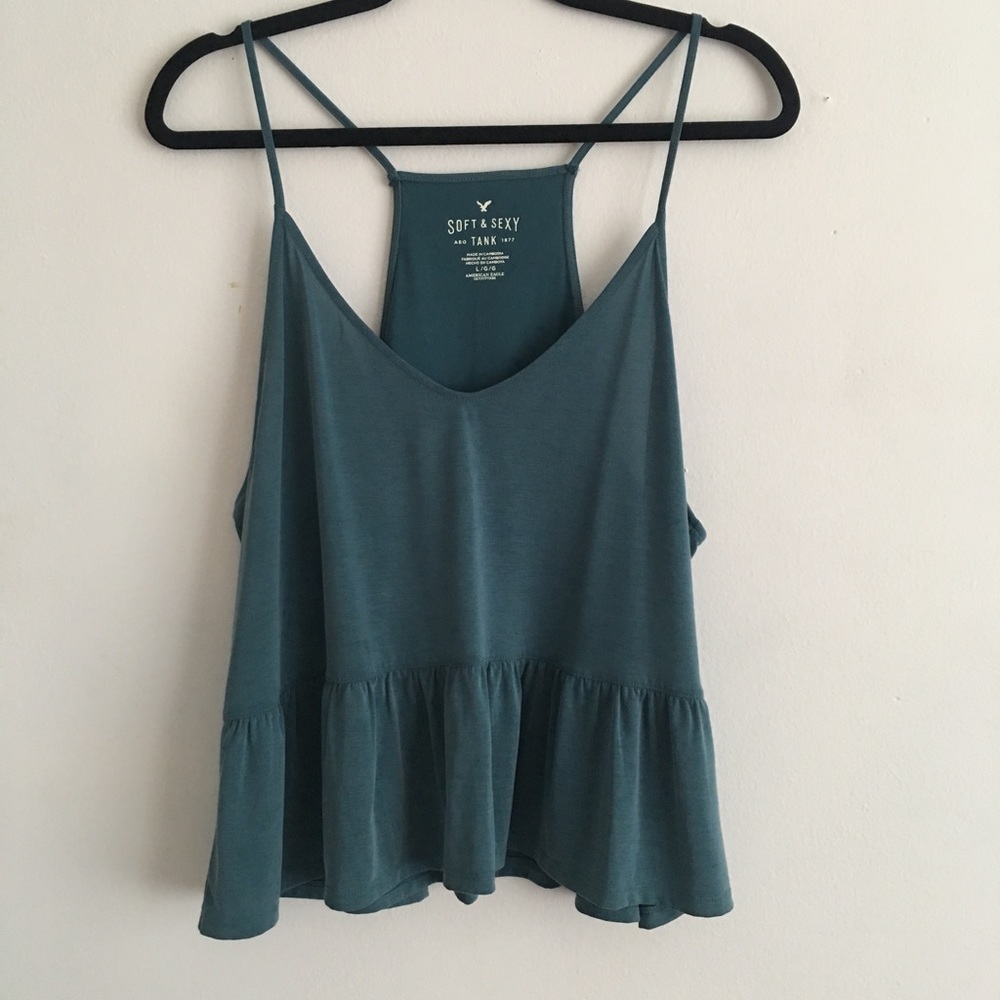 Flowy tank