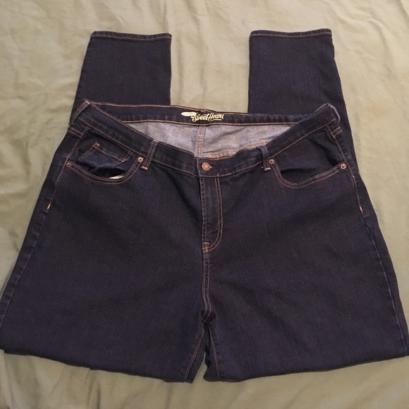 SOLD Navy "The Sweet Heart" Jeans Size 20 - Picture 6 of 8