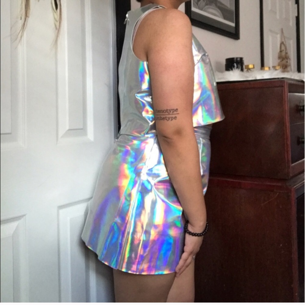 Holo two piece skirt set